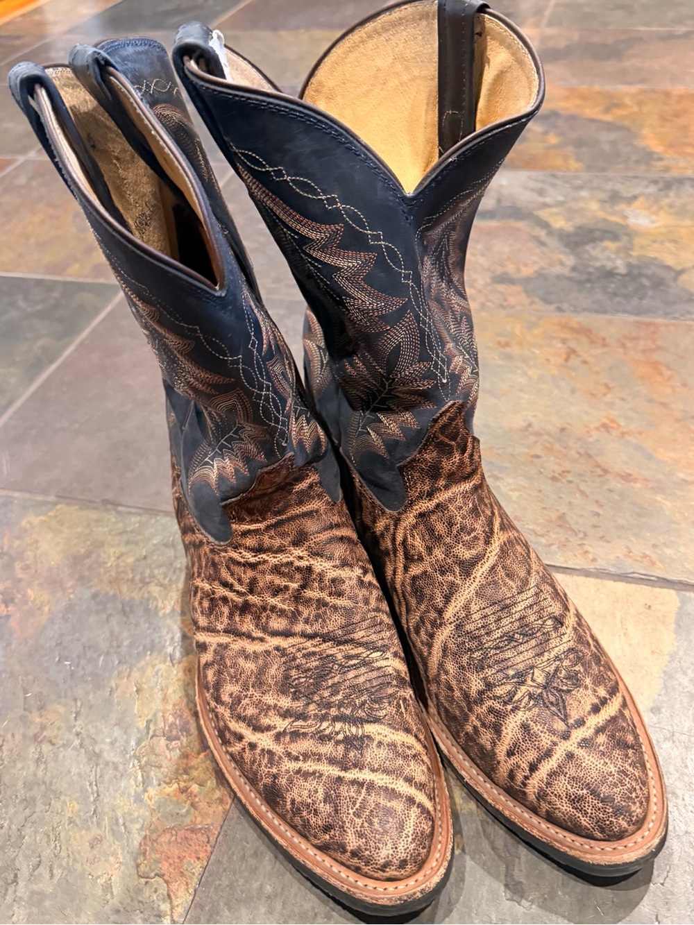 Tony Lama Brown Elephant-Pattern Cowboy Boots | Men’s 11D